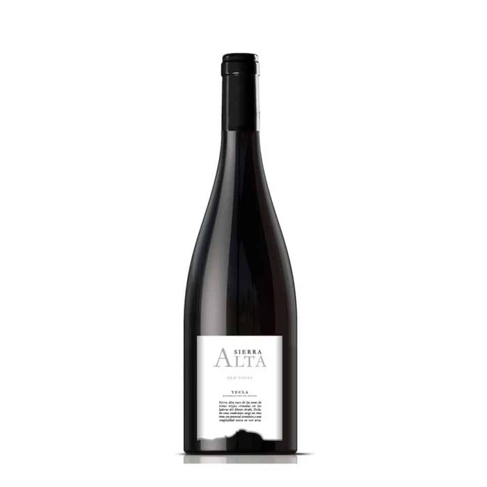 Bodegas castano sierra alta 2016 rödvinsflaska med etikett